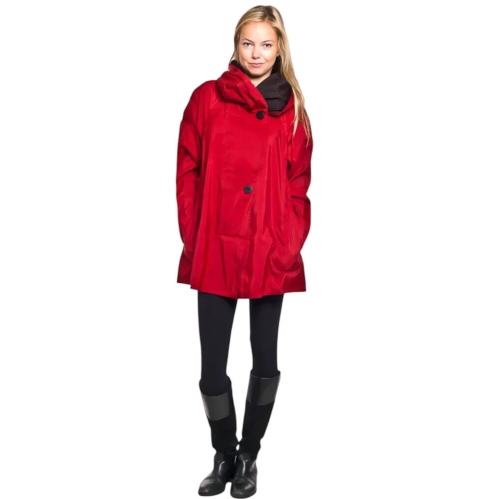 Mycra Pac Now Donatella Reversible Black Pleated Hood Red Raincoat Size 0